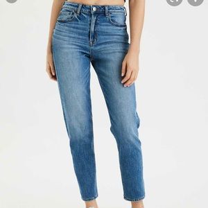 american eagle mom jeans